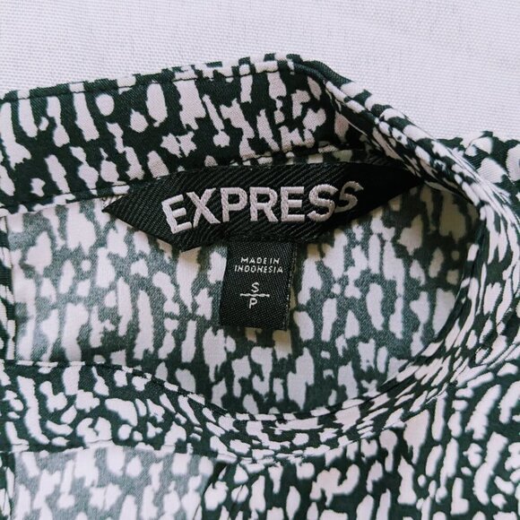 Express Animal Print Keyhole Blouse Top Women's Size Small Black and White - Picture 5 of 5